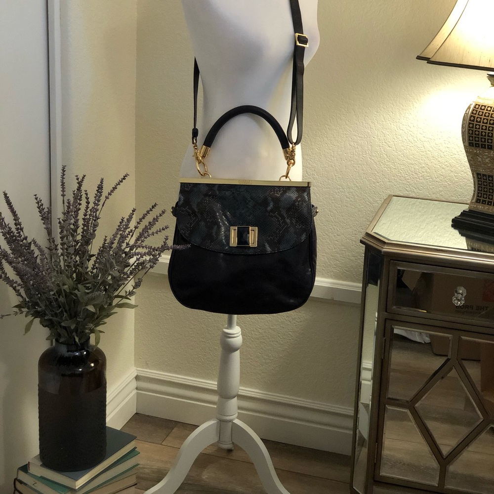 NWOT Badgley Mischka navy leather/snakeskin purse